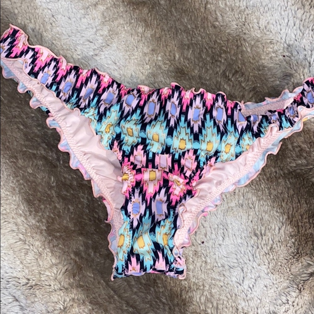 VS Ruffle Cheeky Swim Bottoms